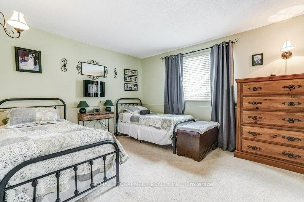 9188 Dickenson Road photo 25