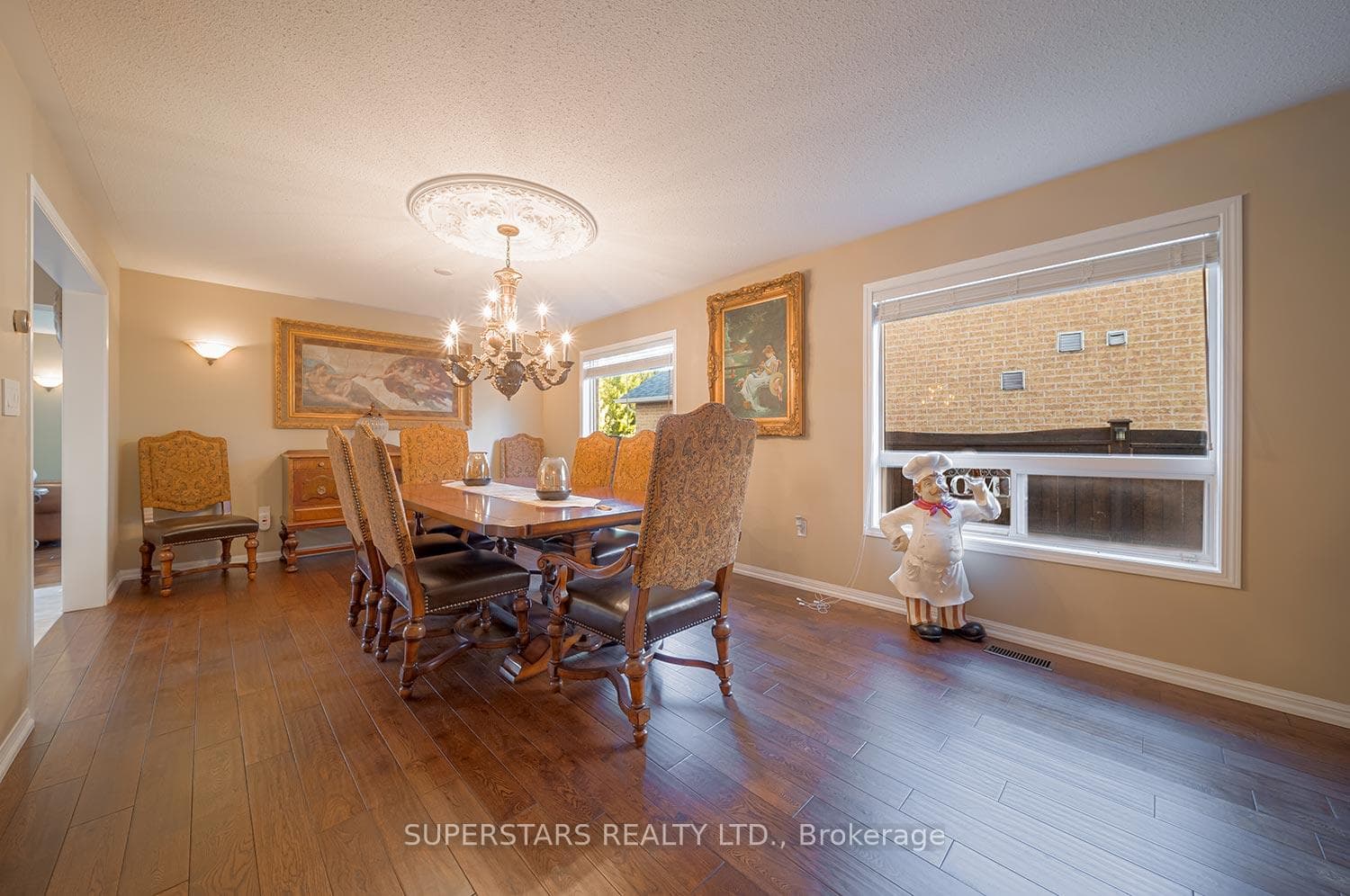 166 Worthington Avenue photo 9