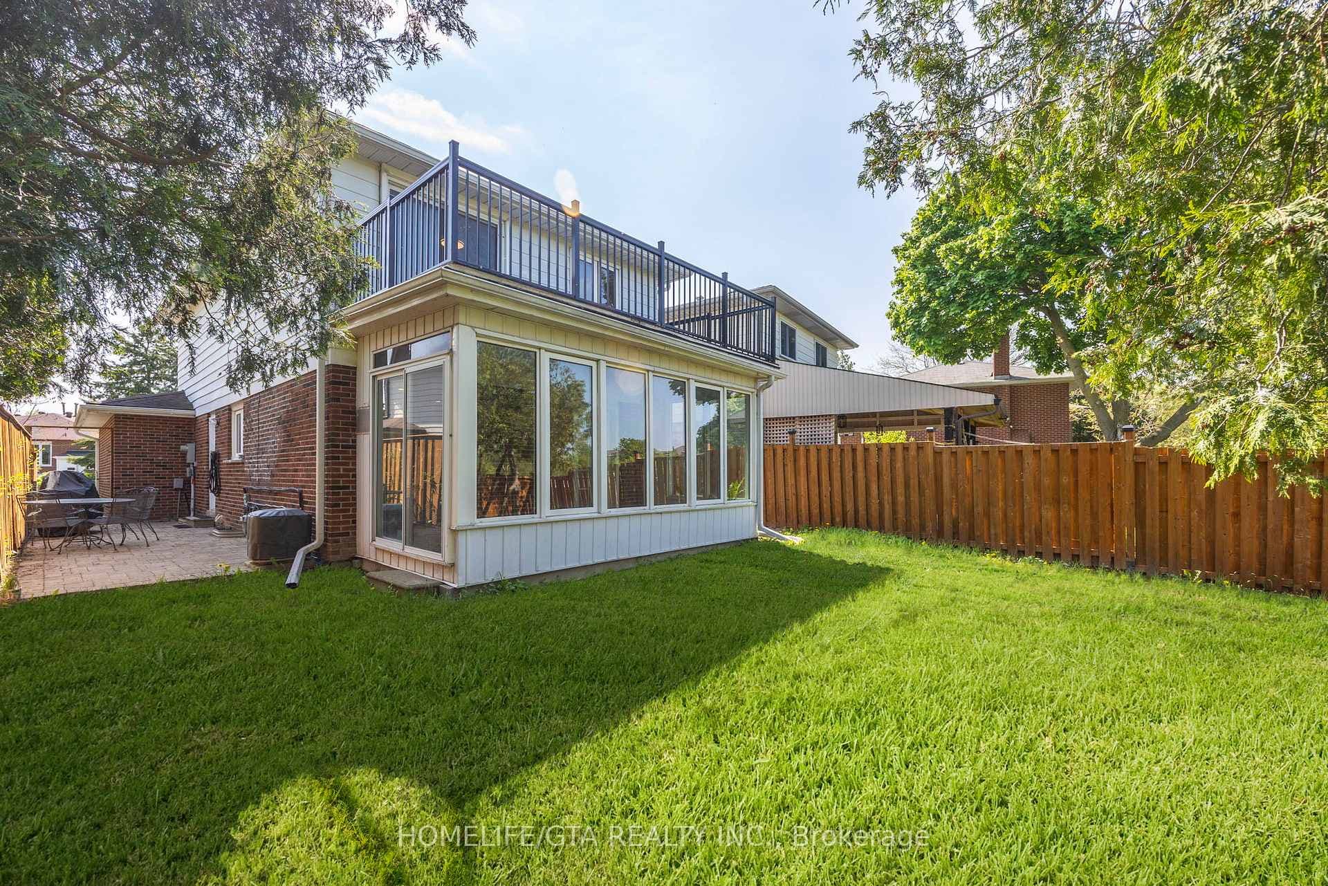 252 Timberbank Boulevard photo 28