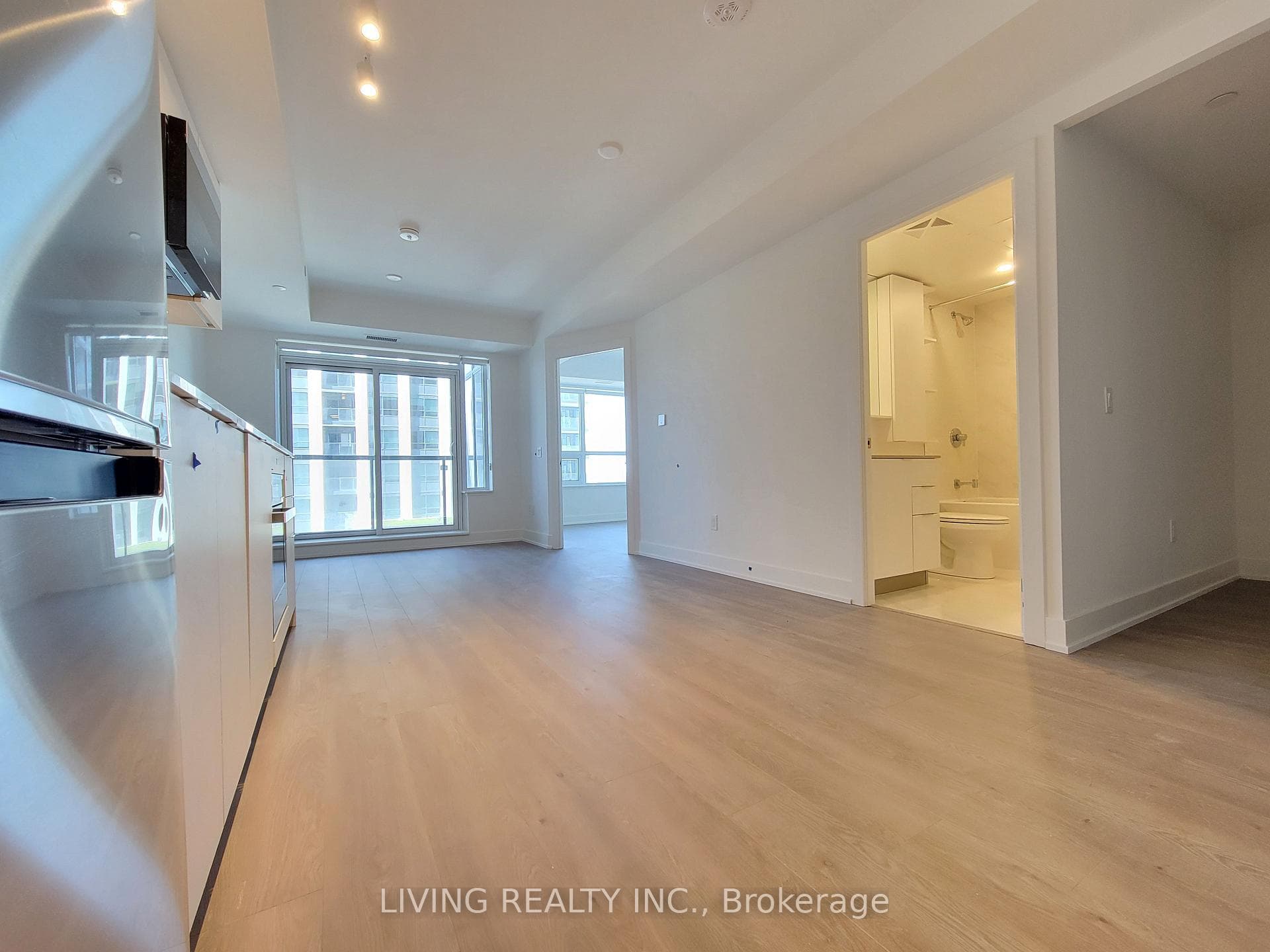 8 Cedarland Drive Unit 1501 photo 2