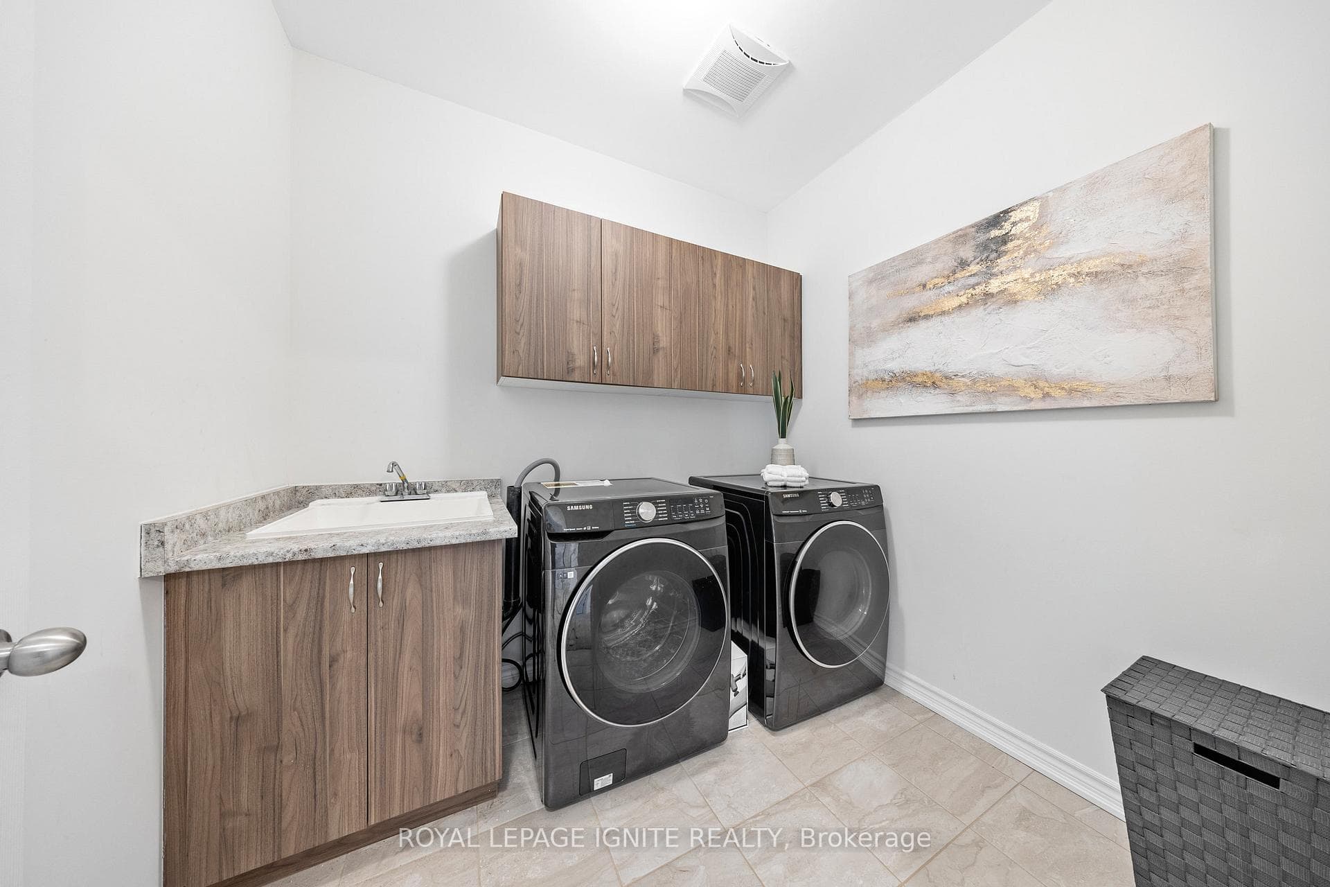 34 Cachia Lane photo 13