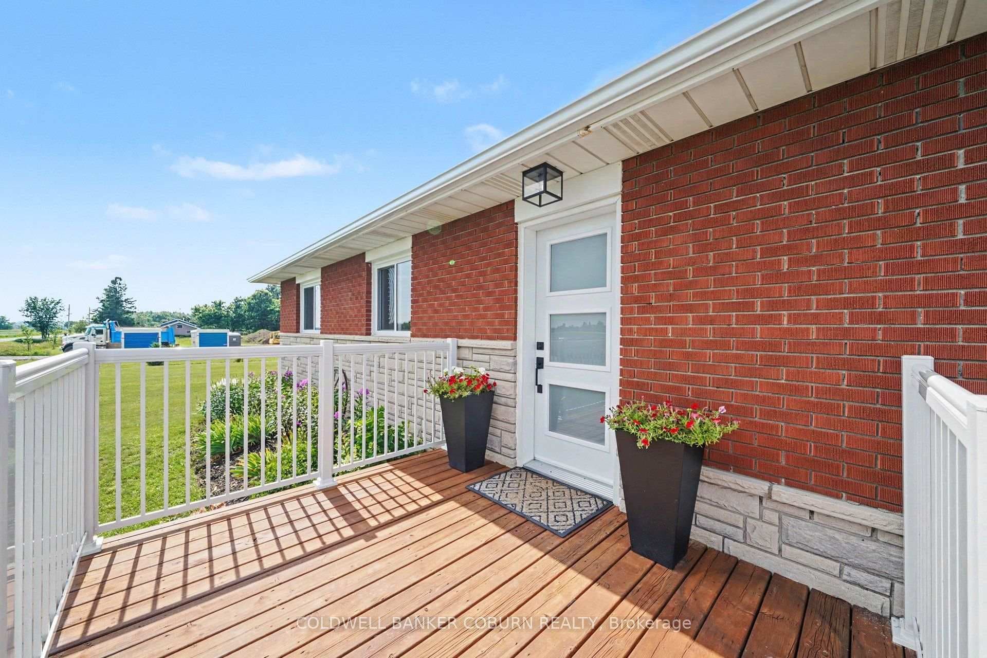 11895 Cloverdale Road photo 25