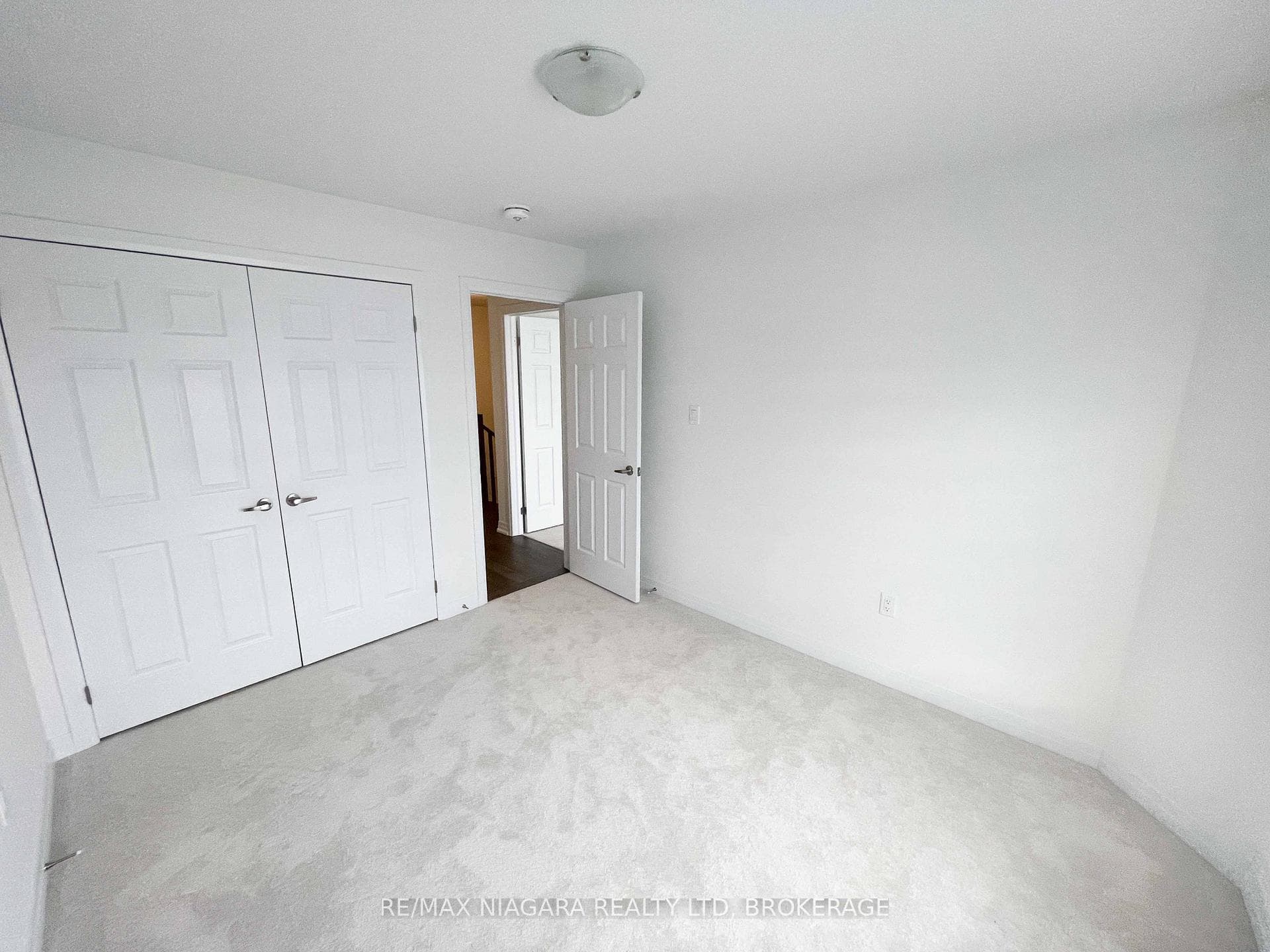 15 Peach Street Unit 20 photo 23