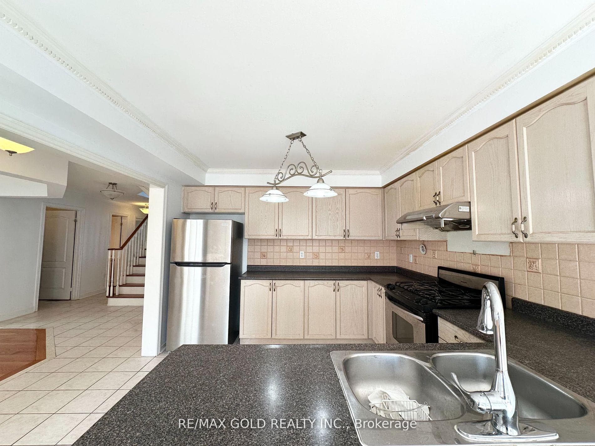 336 Edenbrook Hill Drive Unit Upper photo 13