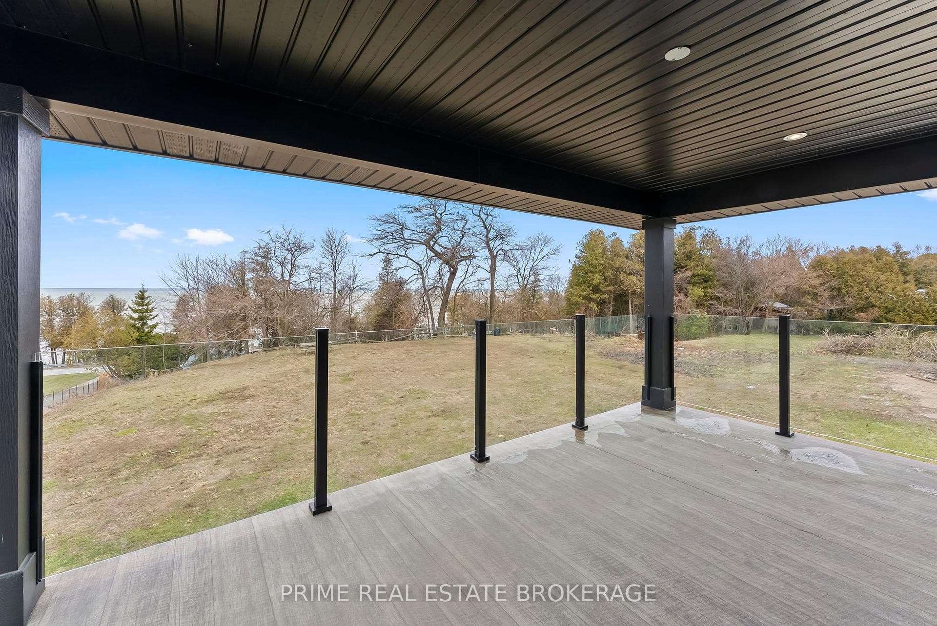 939 Bogdanovic Way photo 32