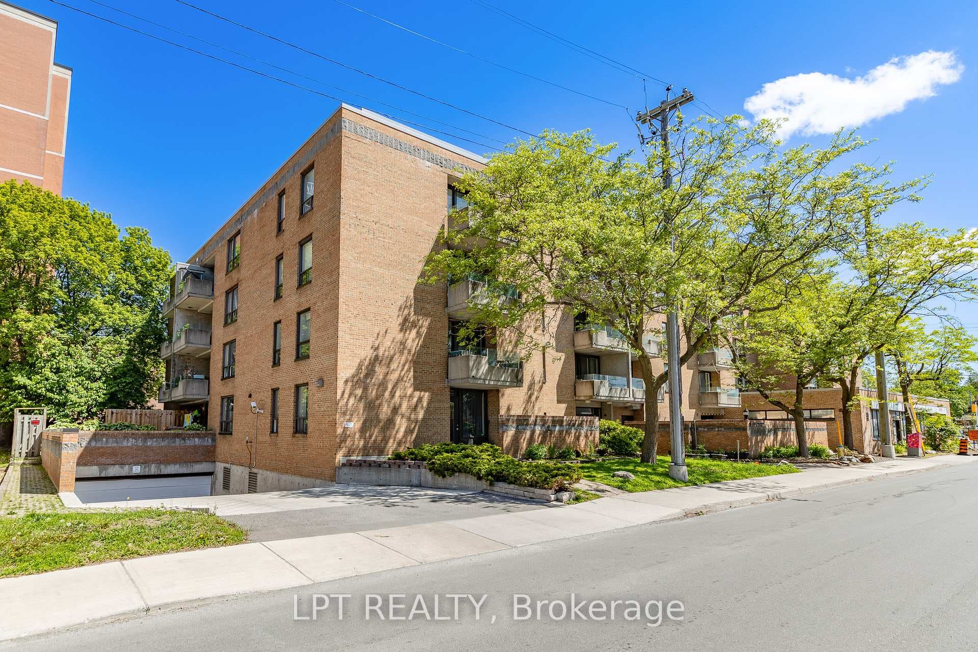 1177 Belanger Avenue Unit 206 photo 2