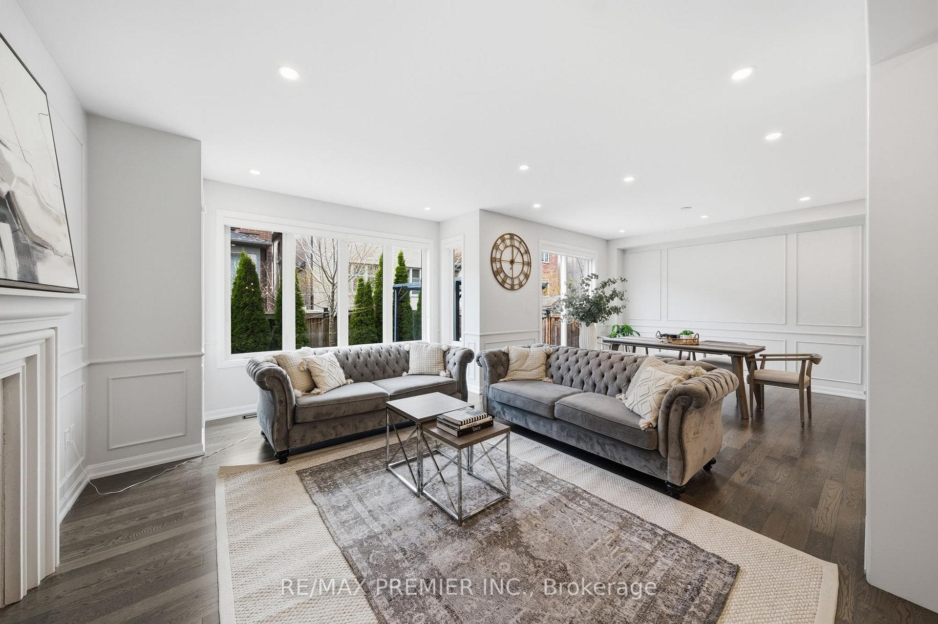 367 Begonia Gardens photo 13