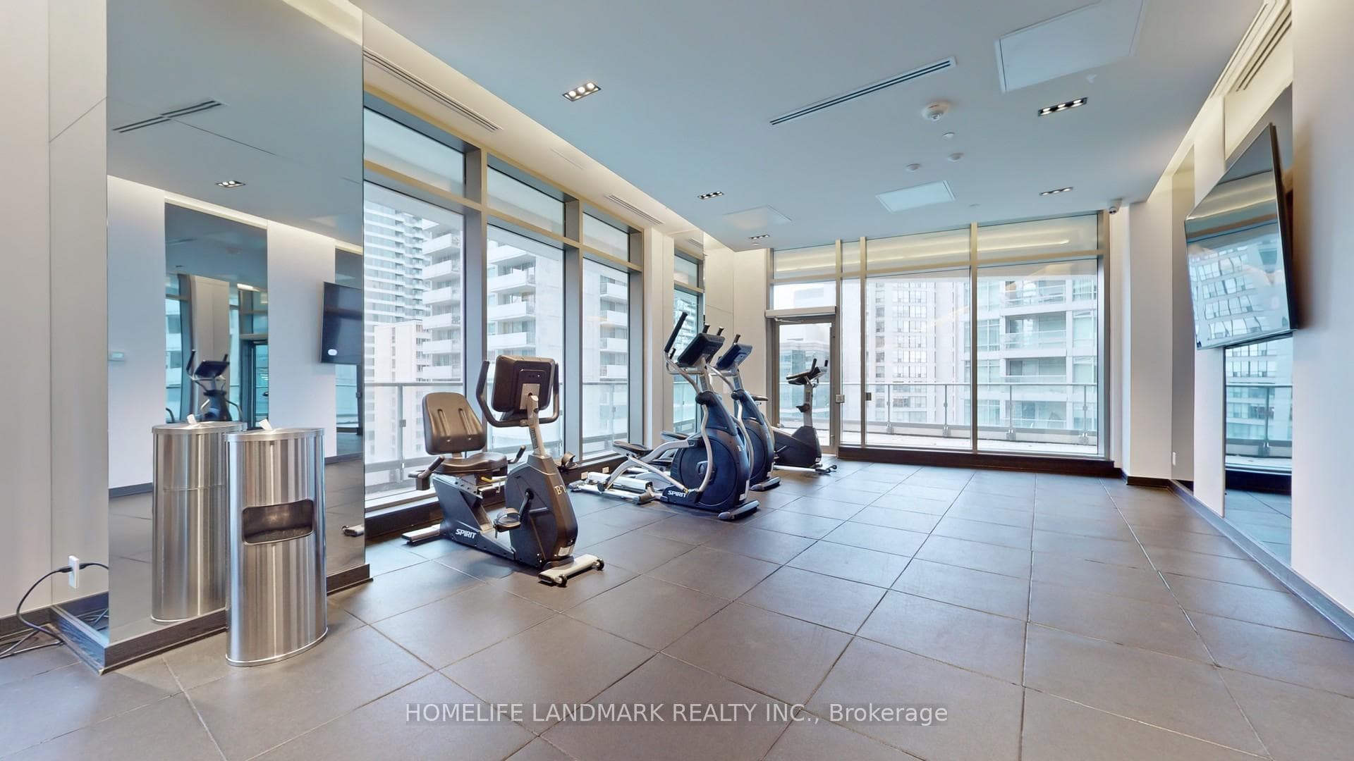 2221 Yonge Street Unit 2304 photo 43
