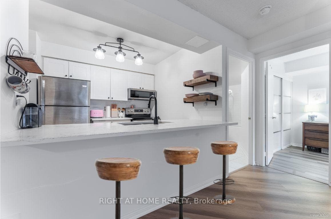 650 Lawrence Avenue Unit 343 photo 8