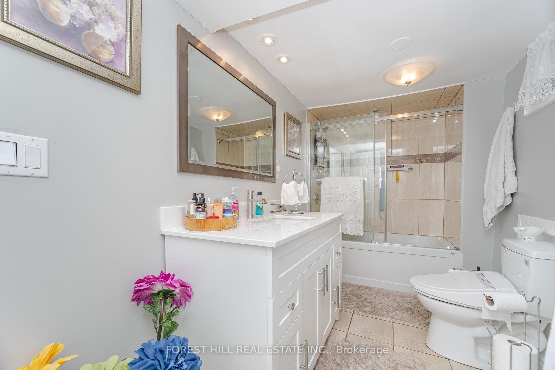180 Milverton Boulevard photo 27