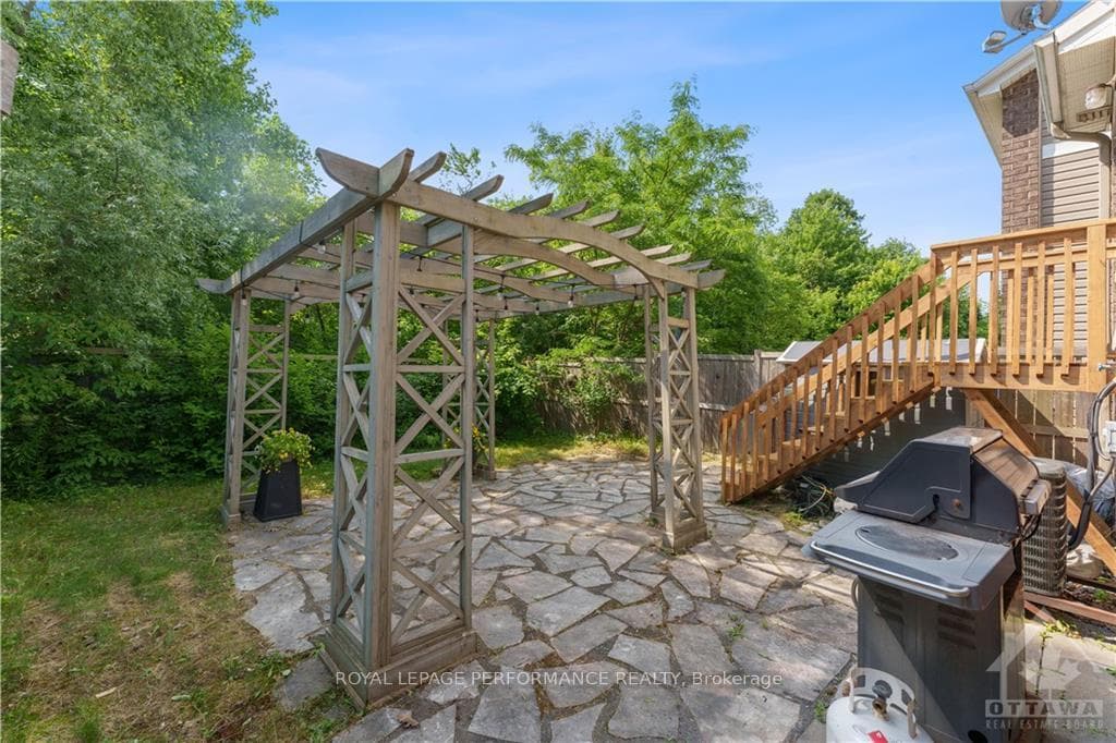 208 STEDMAN Street photo 27