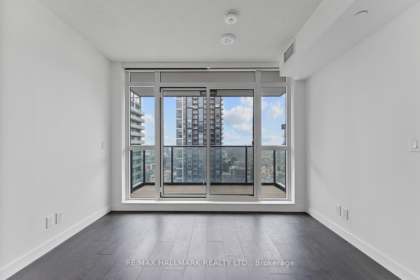 38 Widmer Street Unit 4308 photo 11