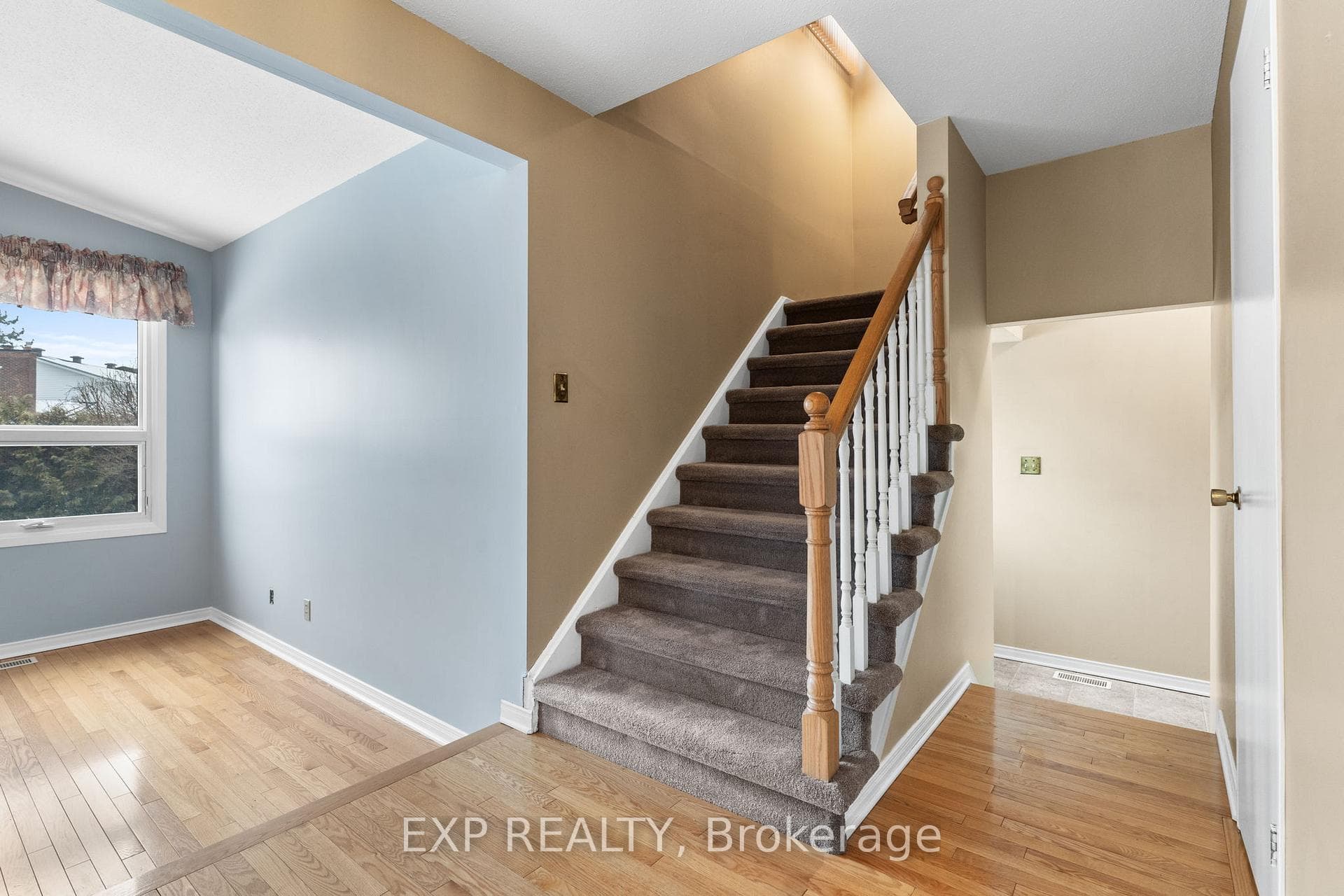 9 Fieldgate Drive photo 22