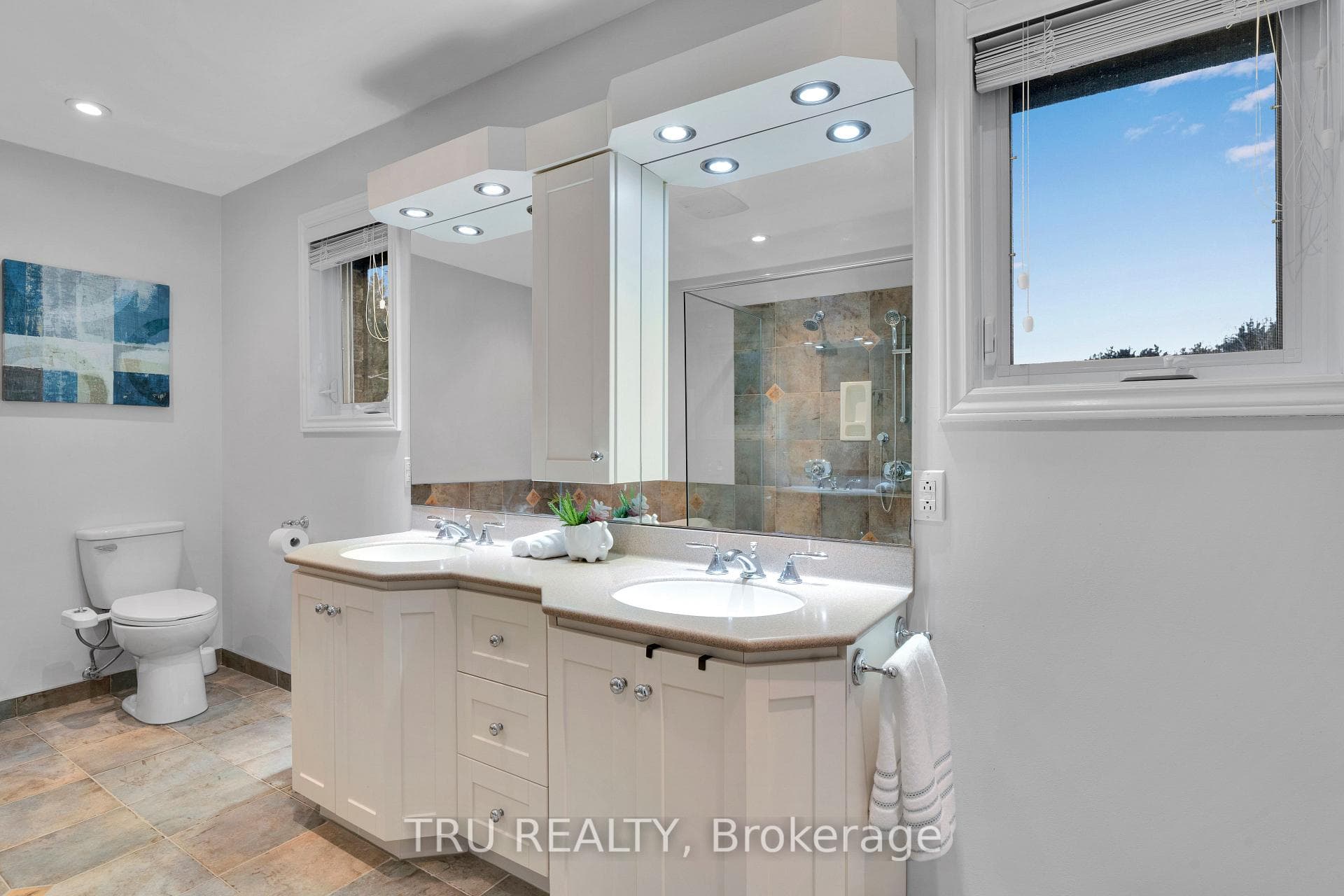 2529 MARSHWOOD Road photo 27