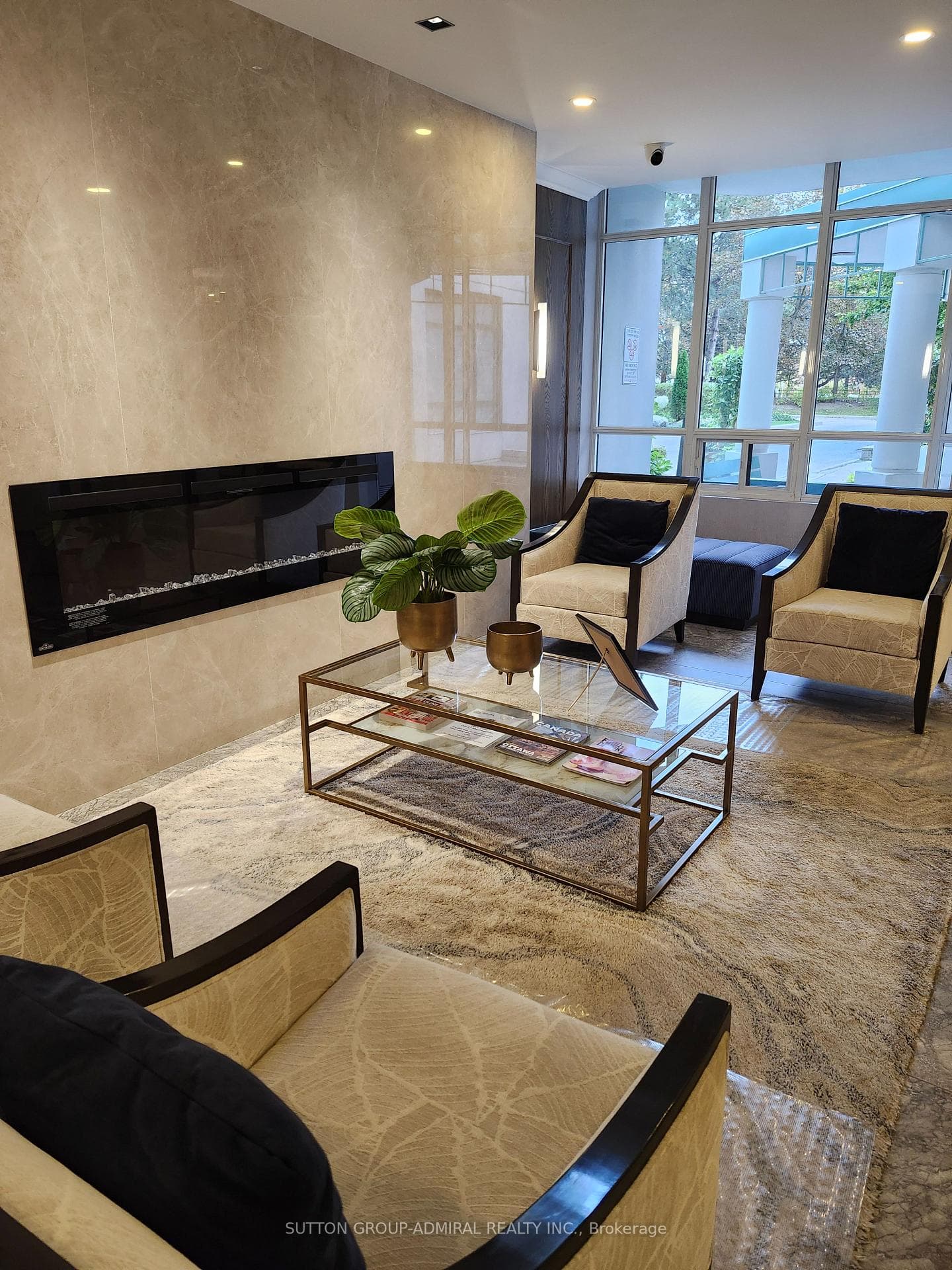120 Promenade Circle Unit 910 photo 6