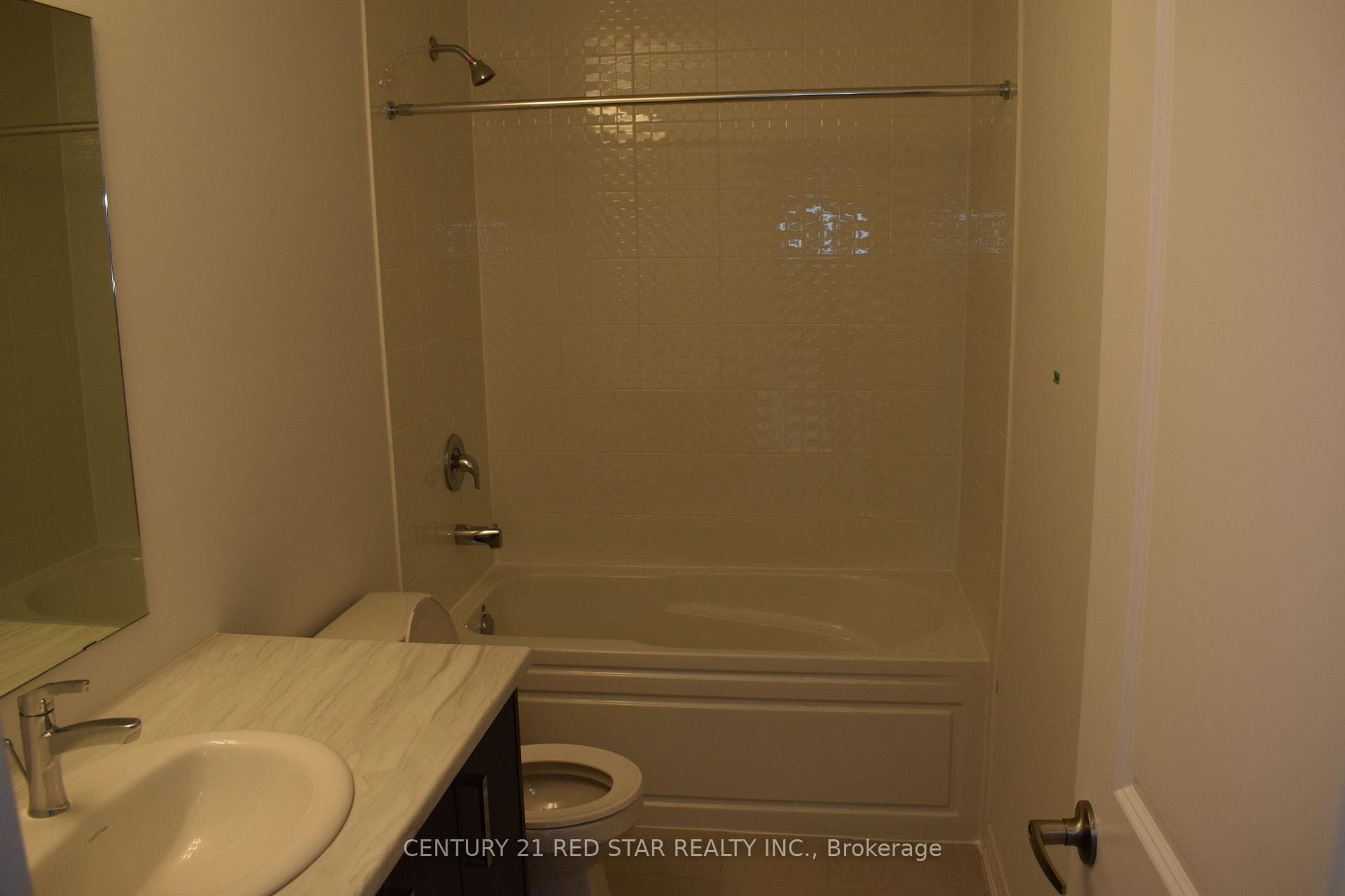 66 Edminston Drive photo 16