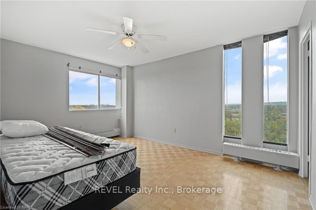 15 TOWERING HEIGHTS Boulevard Unit 807 photo 13