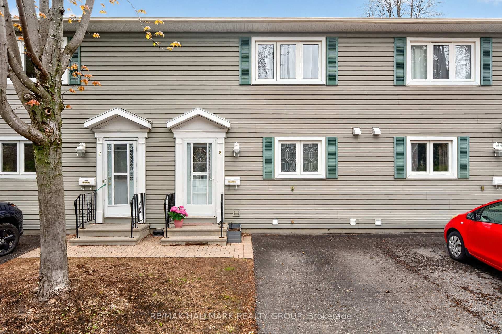 740 Morin Street Unit 8 photo 1
