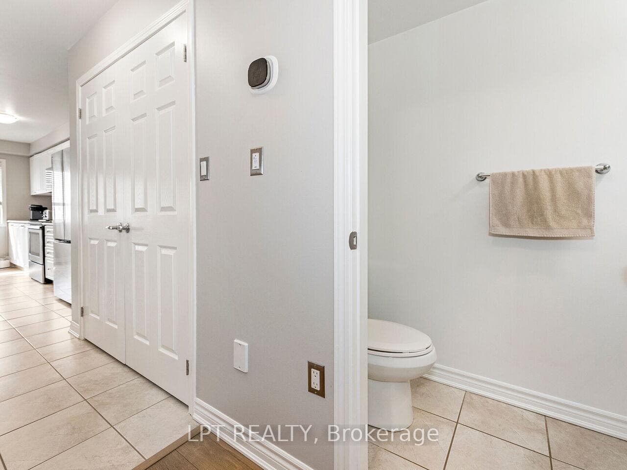 1585 Leblanc Court photo 24