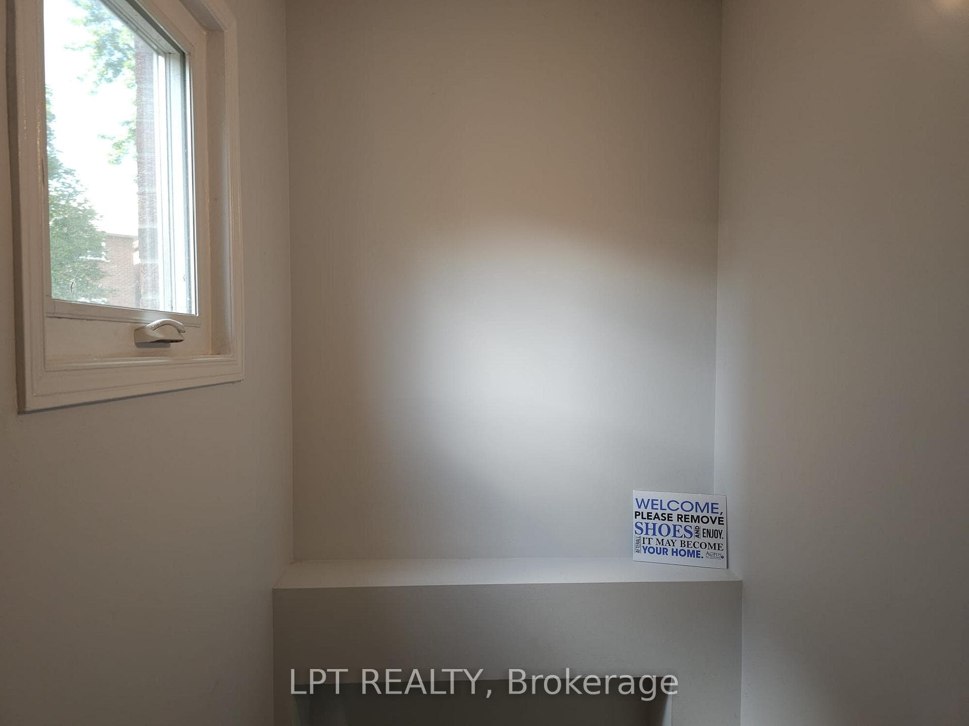 9 Michigan Avenue Unit Legal Basement Apartment photo 31