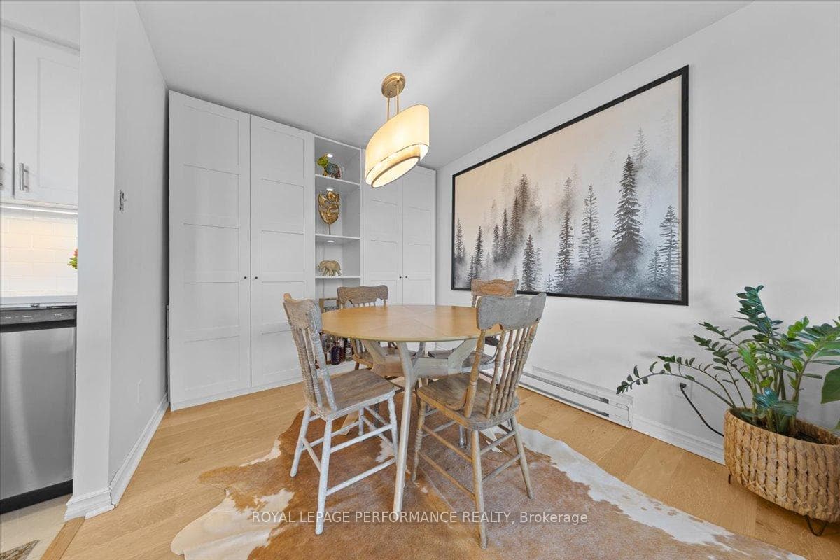 470 Laurier Avenue Unit 1903 photo 12