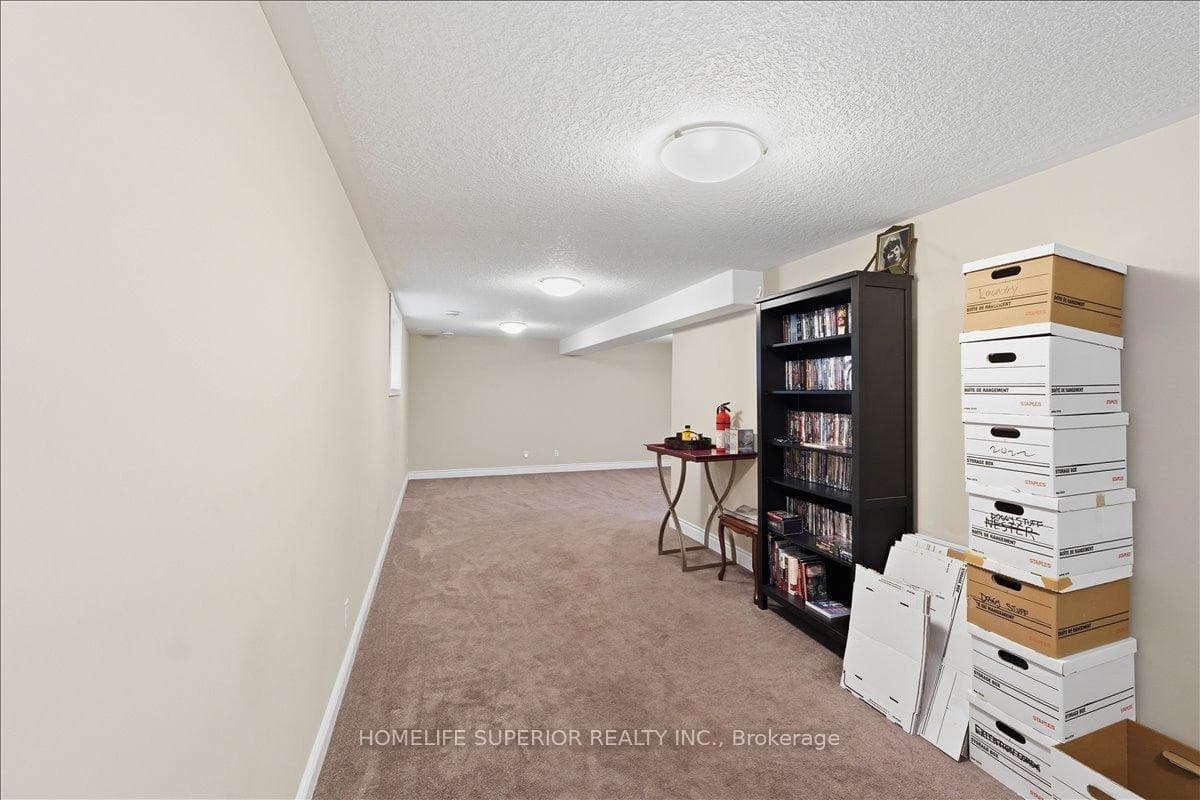 54 Aspen Drive photo 21