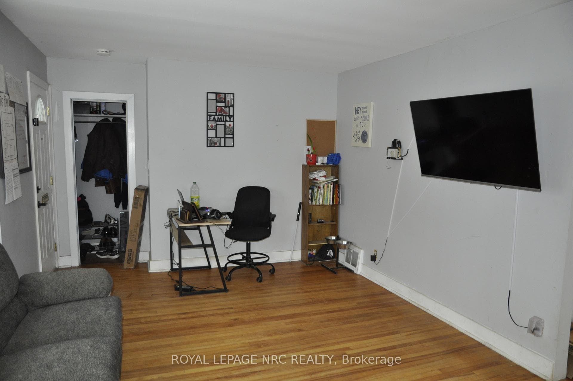 129 Gilmore Road photo 4