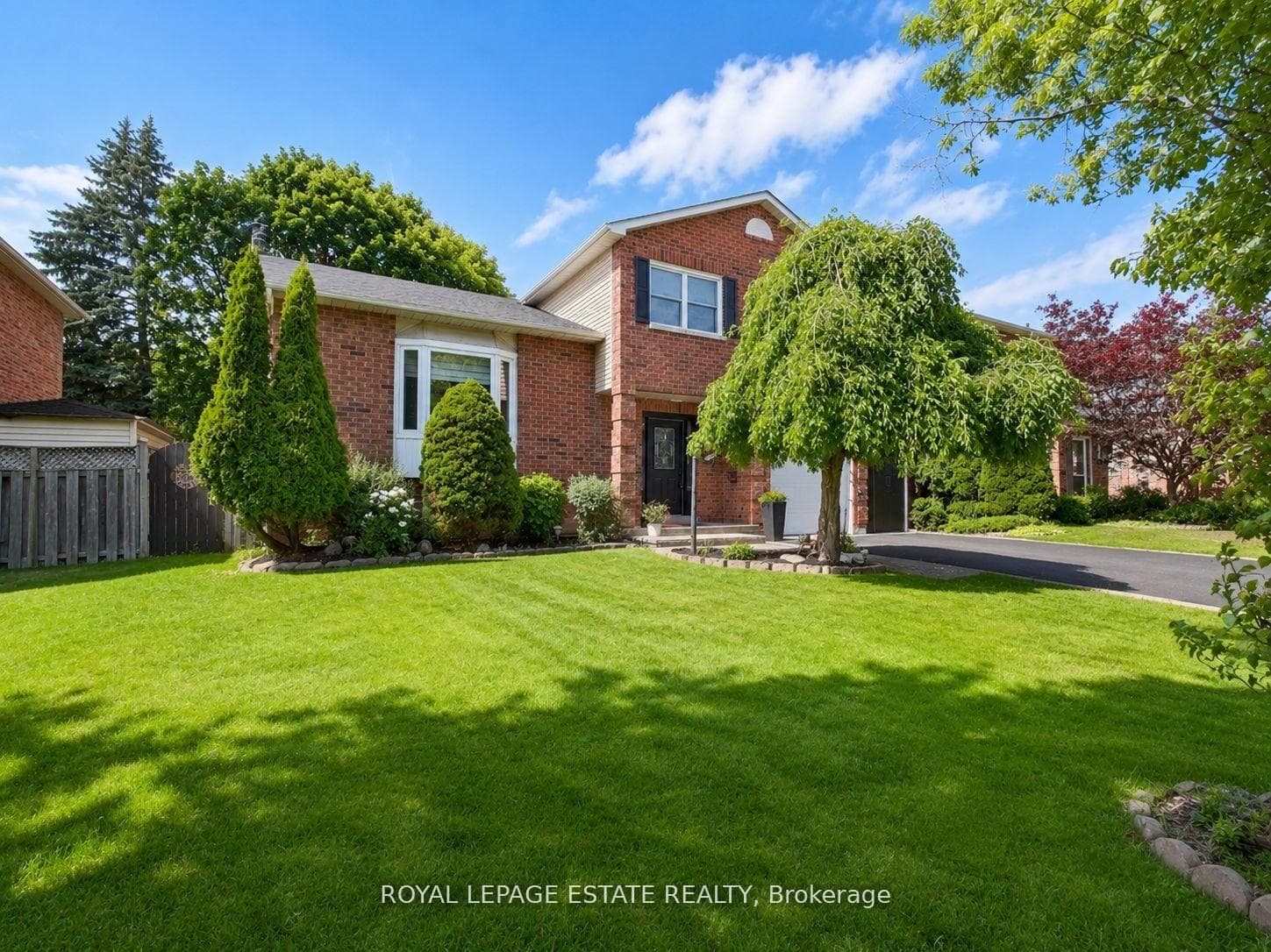 130 William Stephenson Drive photo 2