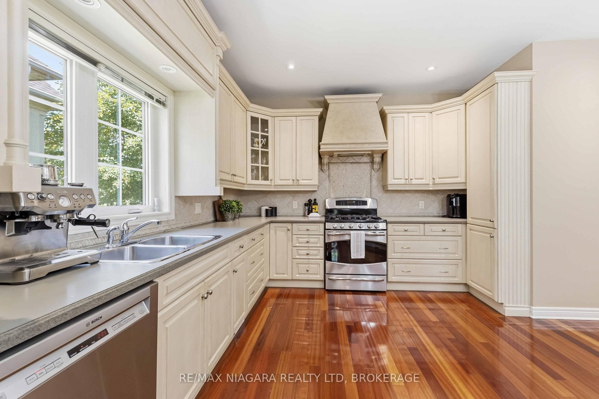 Elmwood kitchen with stainless steel appliances