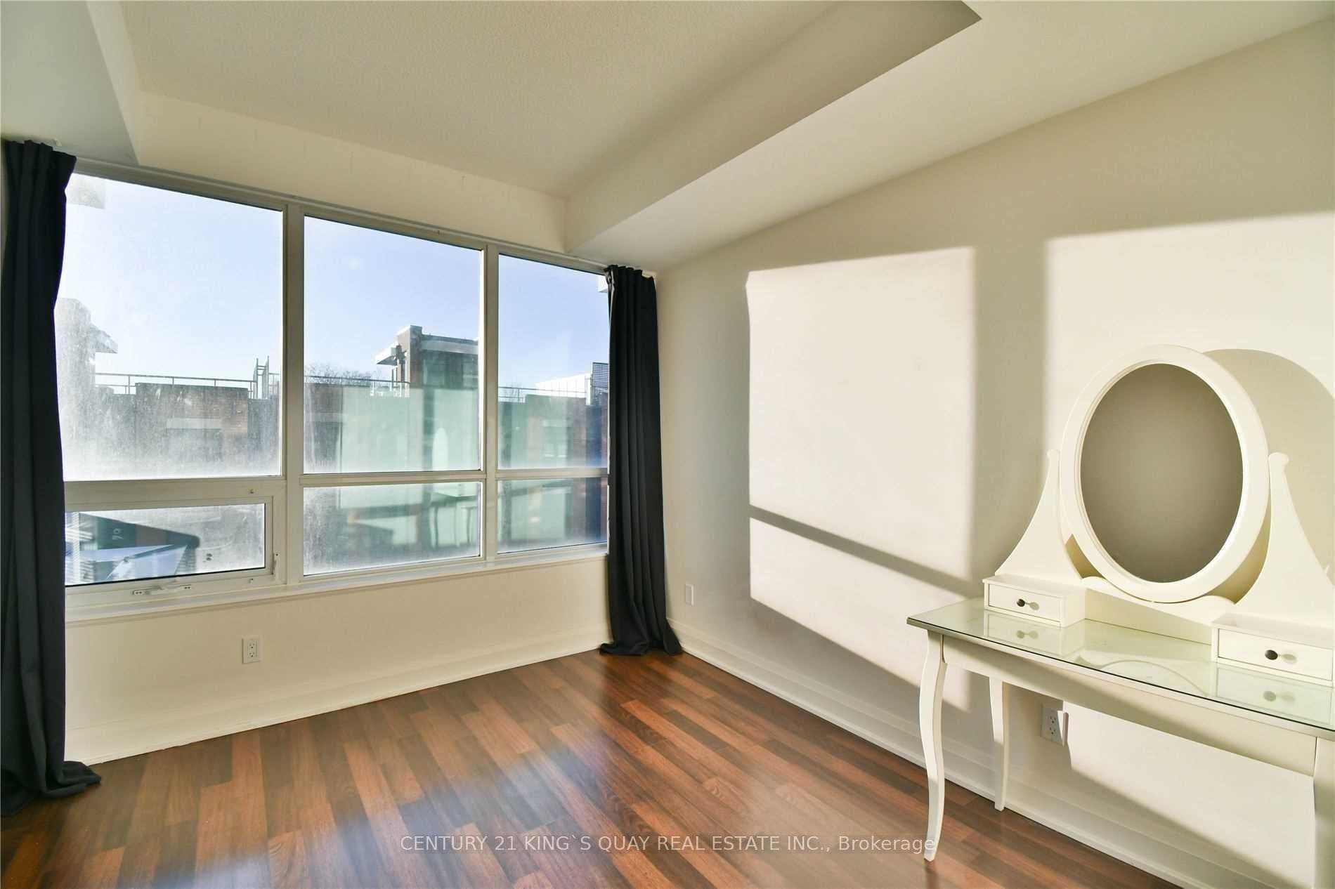 68 Canterbury Place Unit 207 photo 13