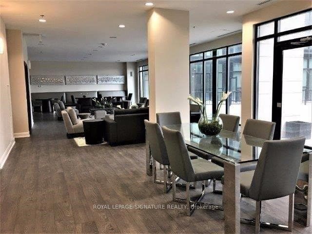 2910 Highway 7 Road Unit 1703 photo 25