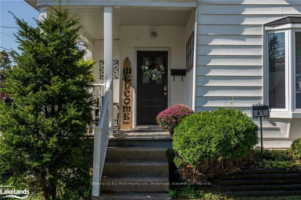 61 O'BRIEN Street photo 5