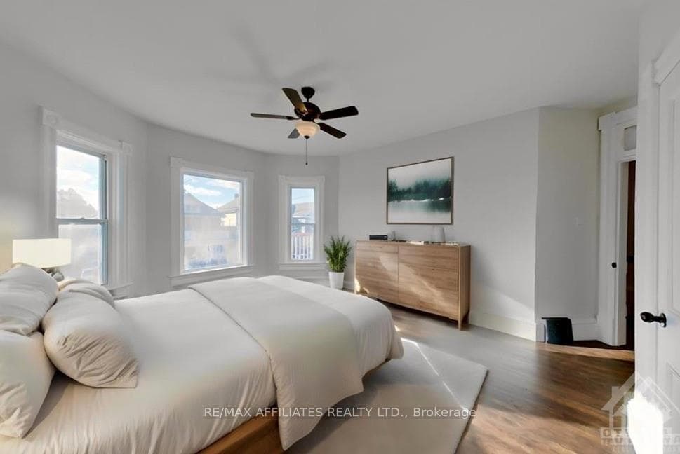 35 WINNIFRED Street photo 15