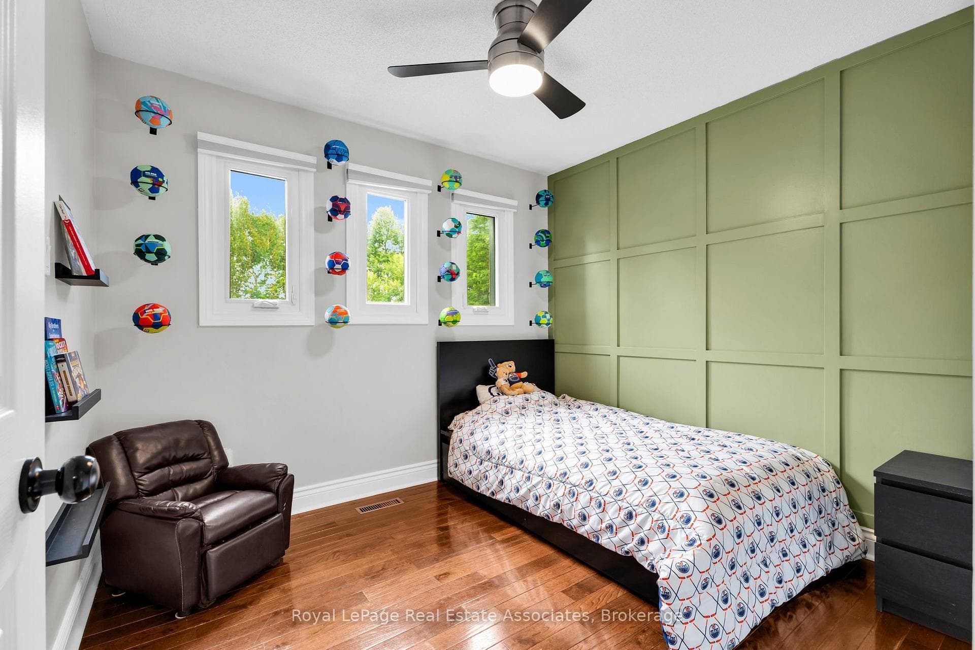 22 Mccullough Crescent photo 21