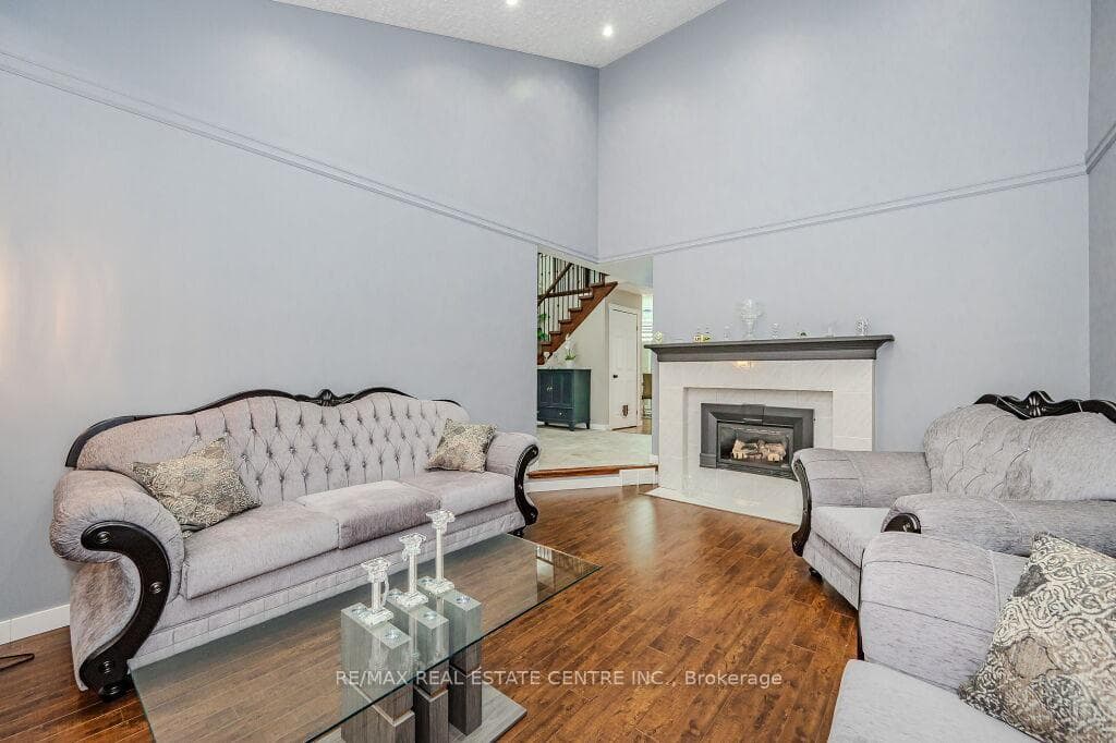 92 Downey Road photo 5