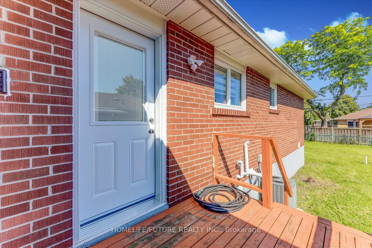 44 Chipper Crescent photo 37