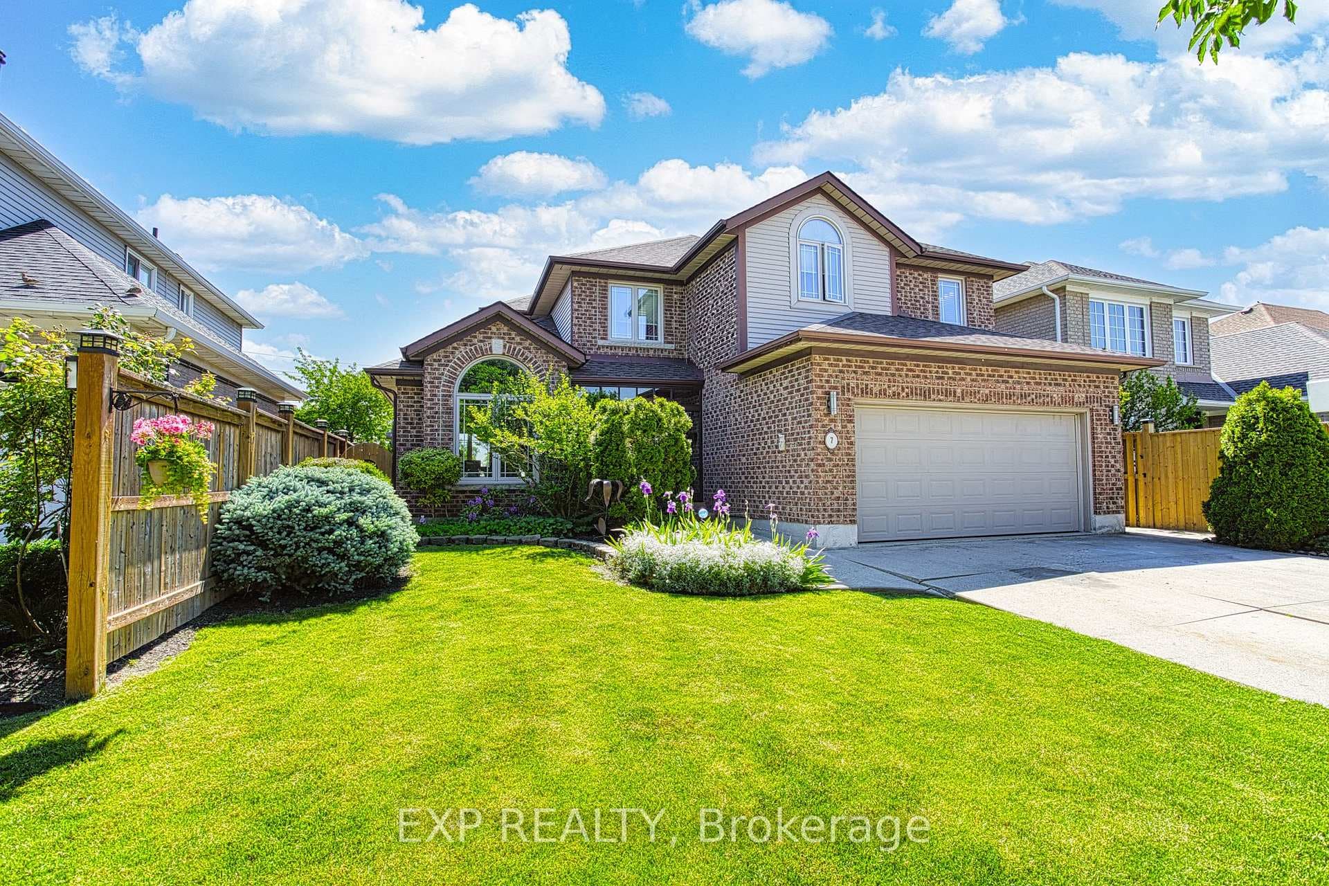 7 Riviera Ridge photo 3