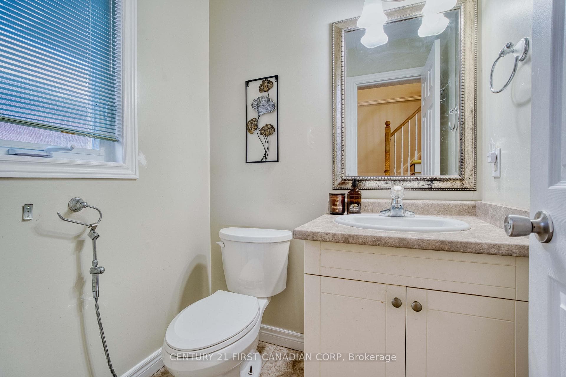 89 Mctaggart Court photo 16