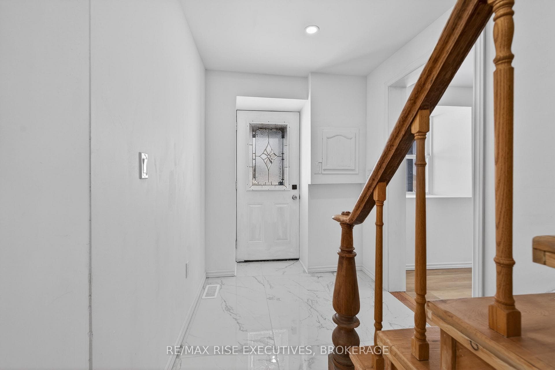 750 Moira Road photo 6