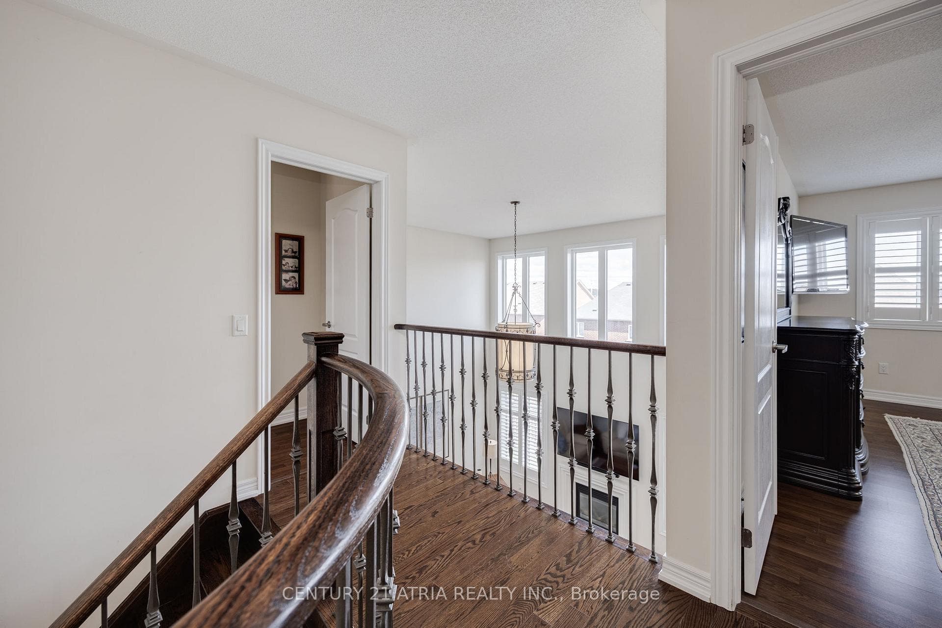 137 Usherwood Street photo 19