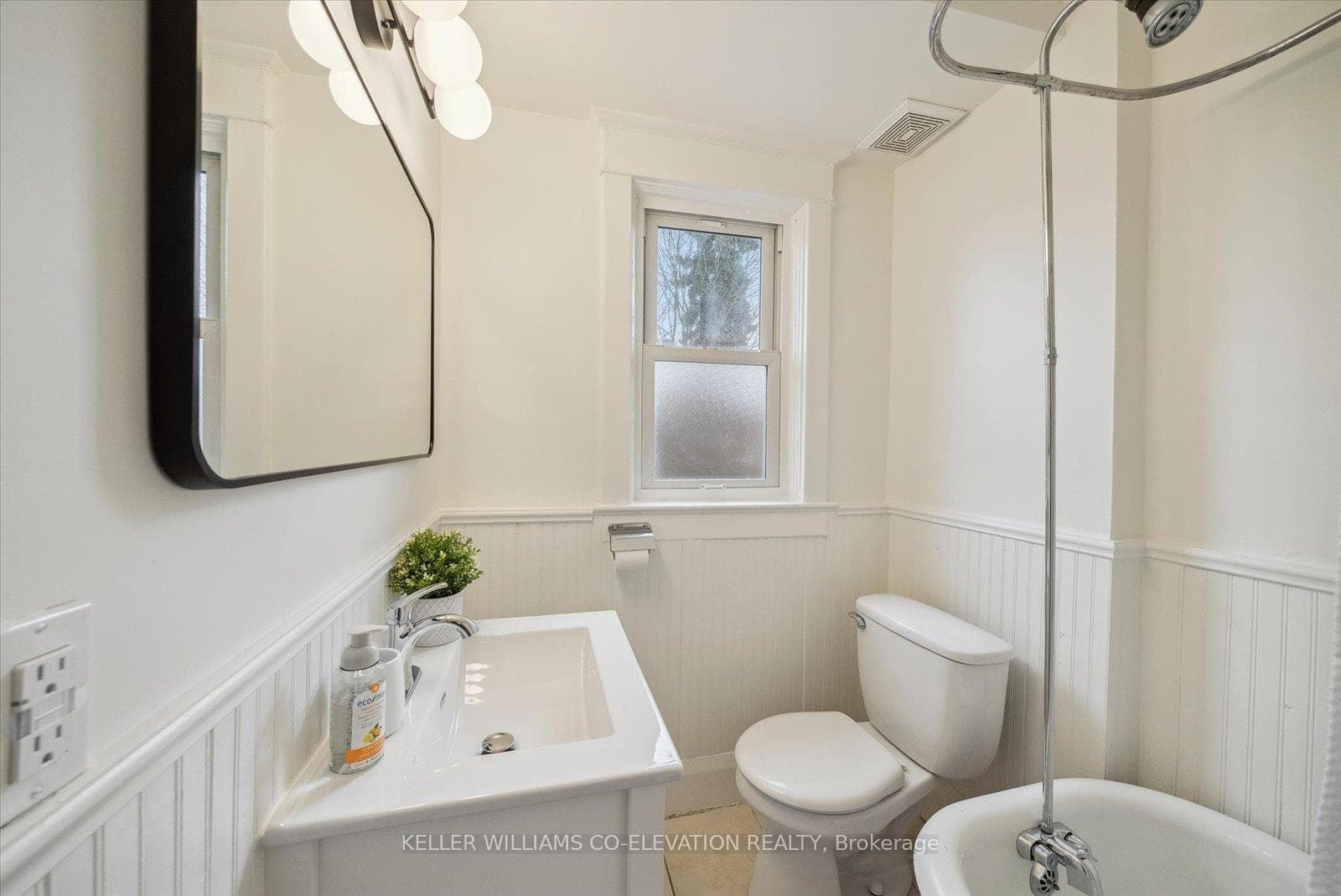 61 Orchard Park Boulevard photo 19