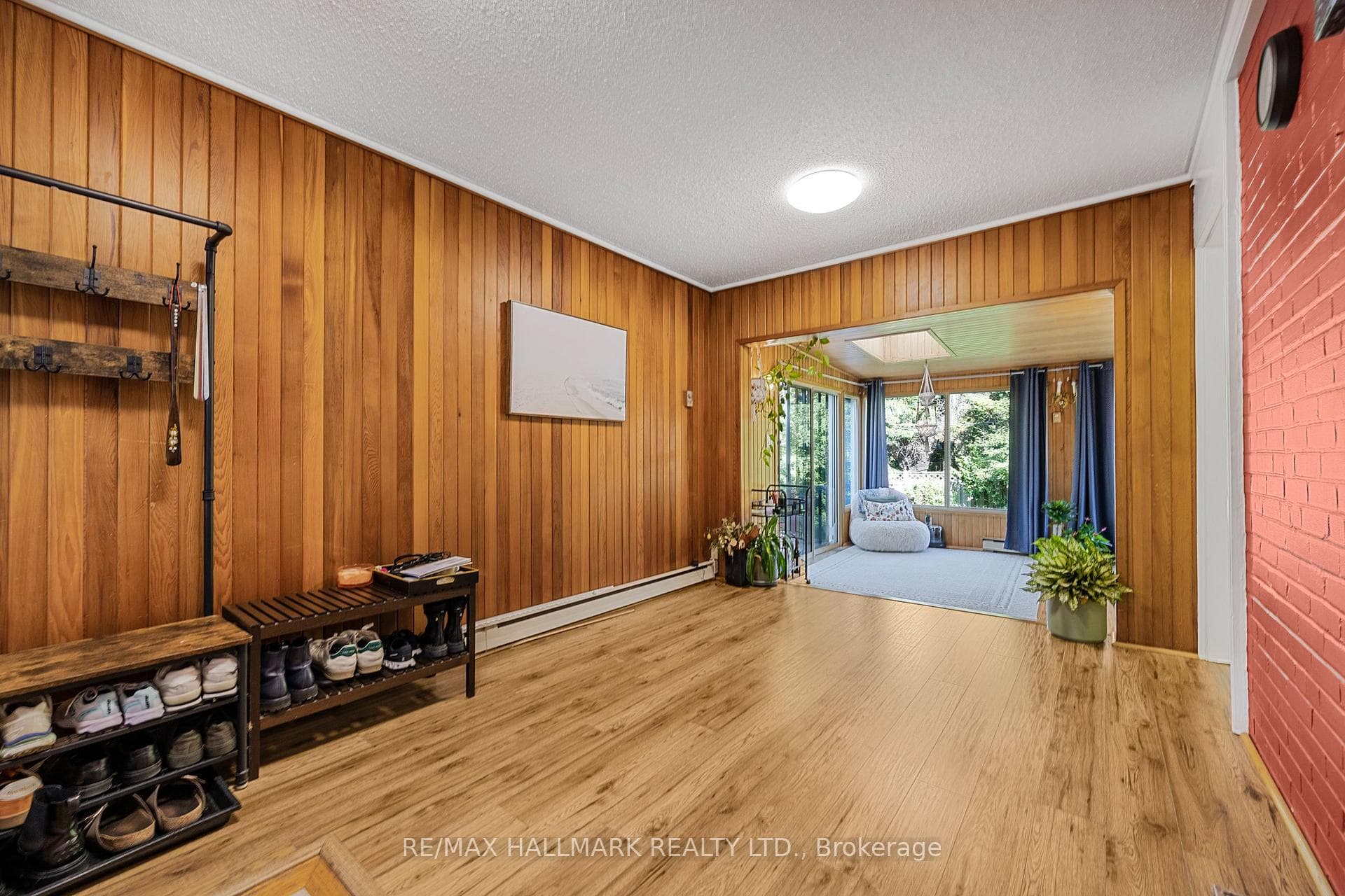 80 Berkinshaw Crescent photo 6