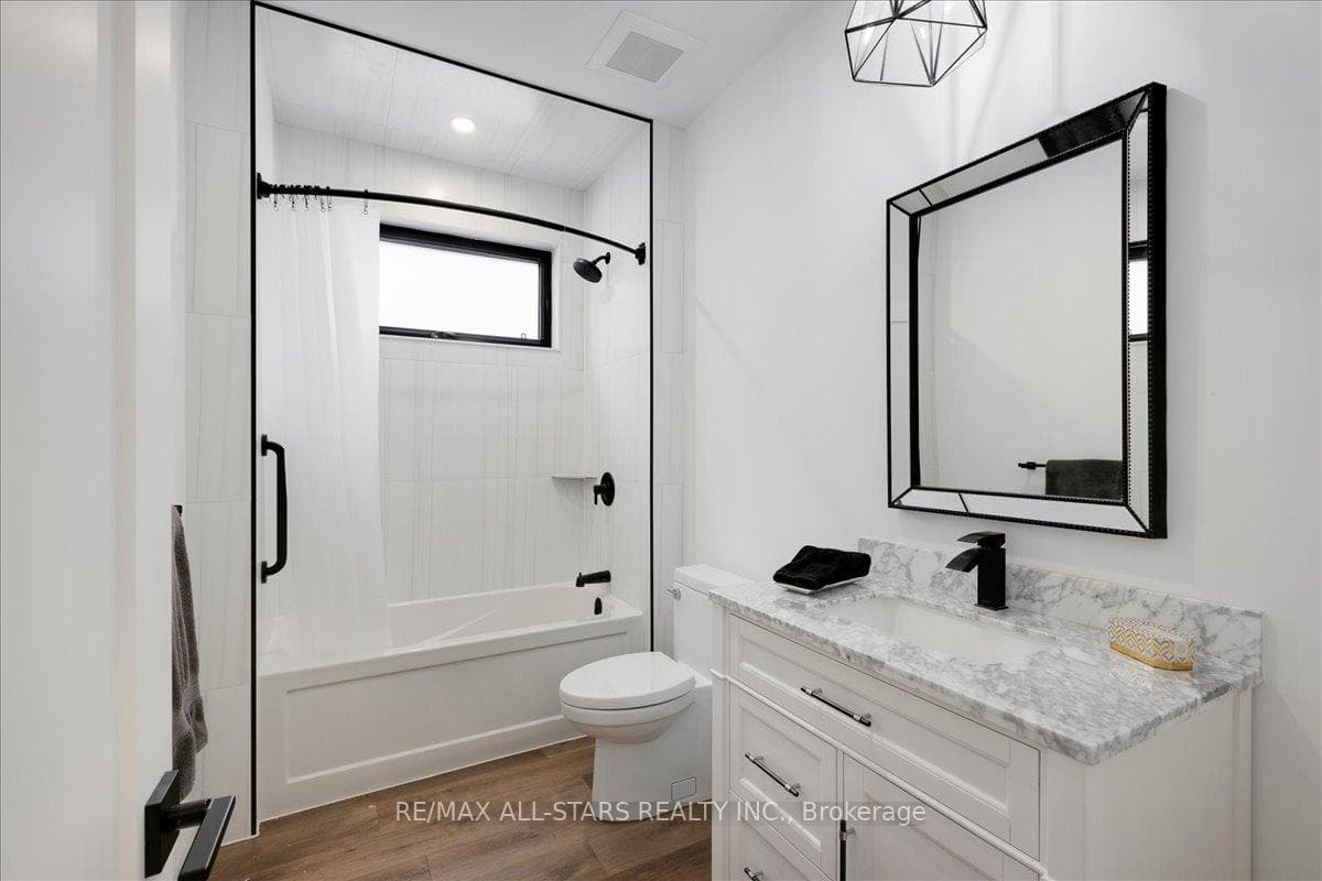 929 Lake Drive photo 8