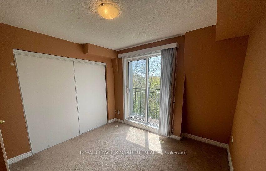 870 Jane Street Unit 218 photo 22