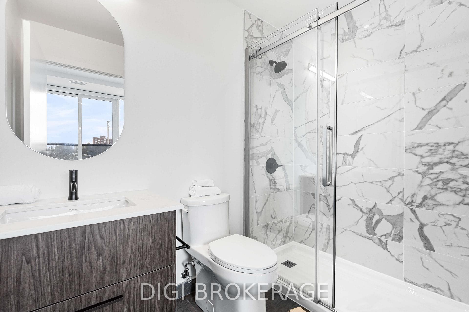 560 Rideau Street Unit 1303 photo 24