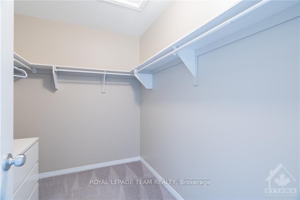 1530 CARRONBRIDGE Circle photo 19