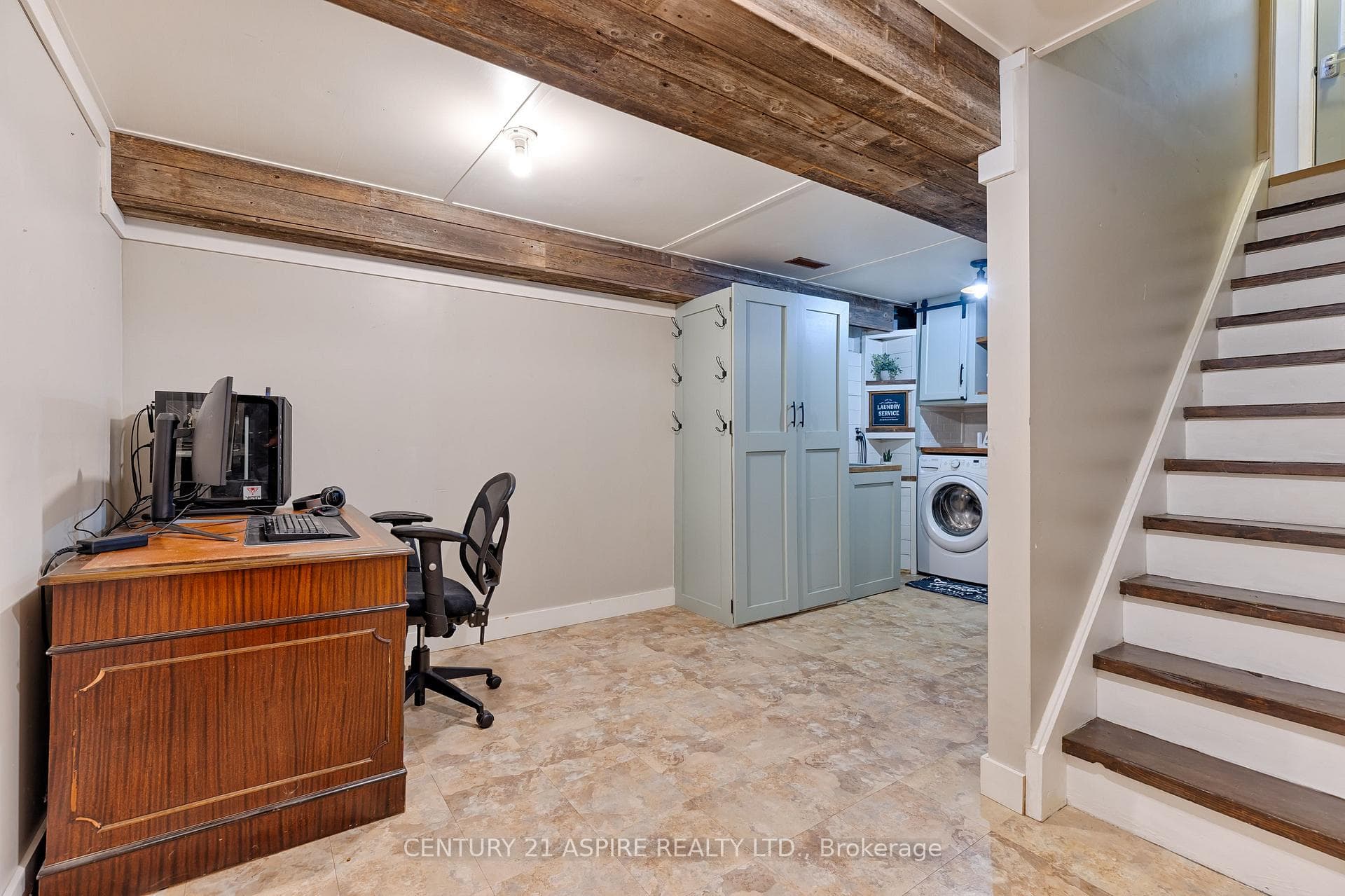 22 Harris Crescent photo 32