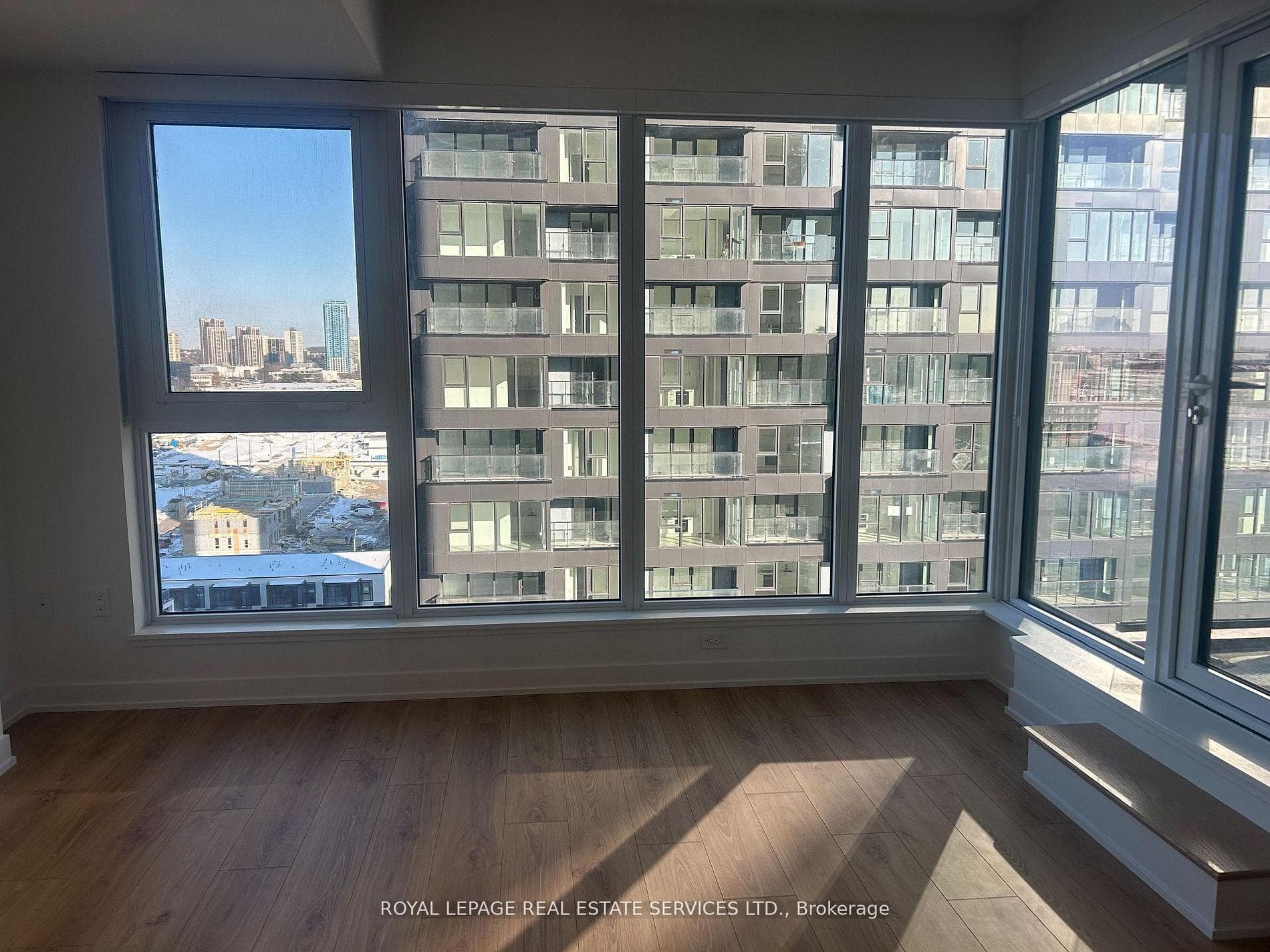 1 Quarrington Lane Unit 1211 photo 5