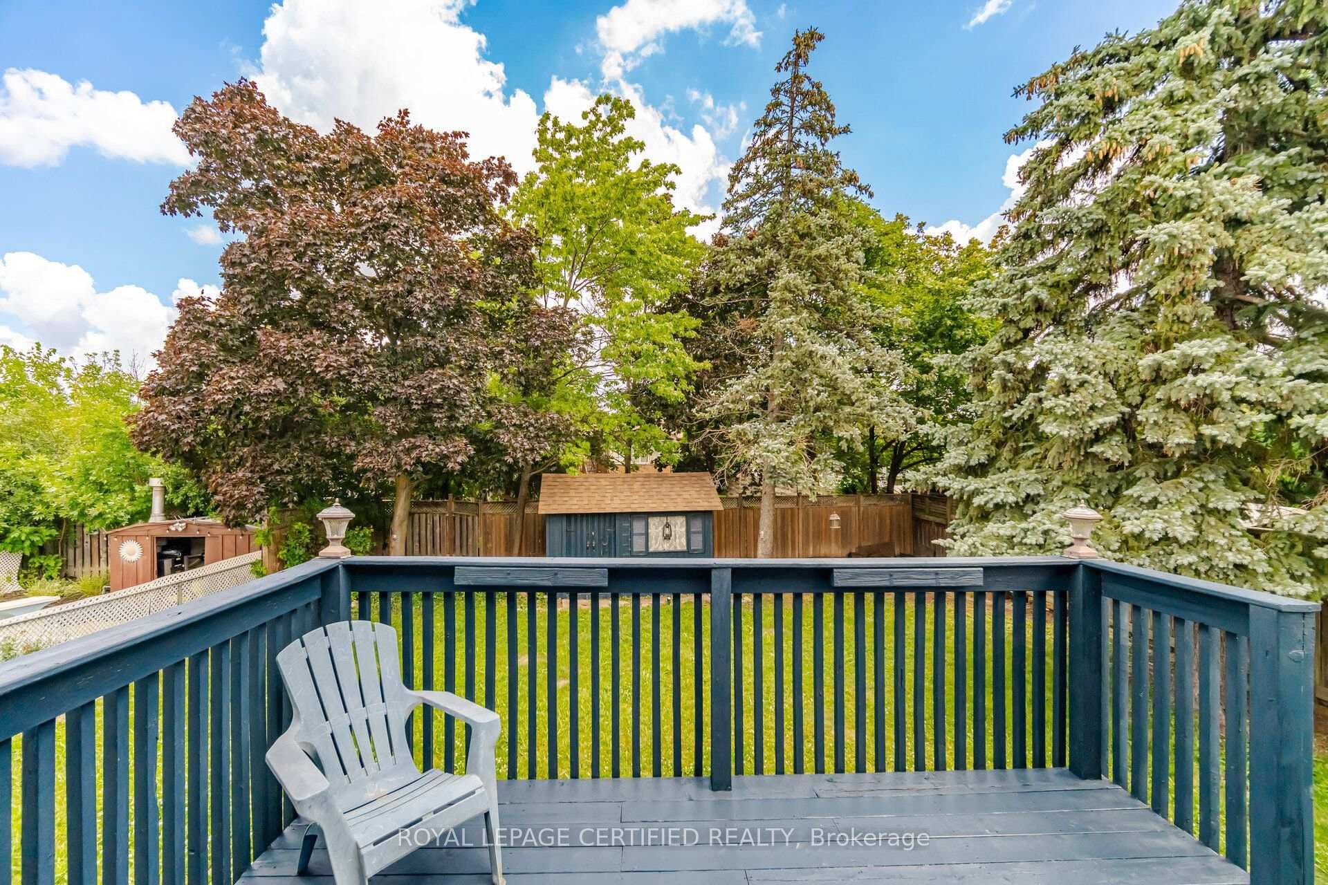 33 Grassmere Crescent photo 38