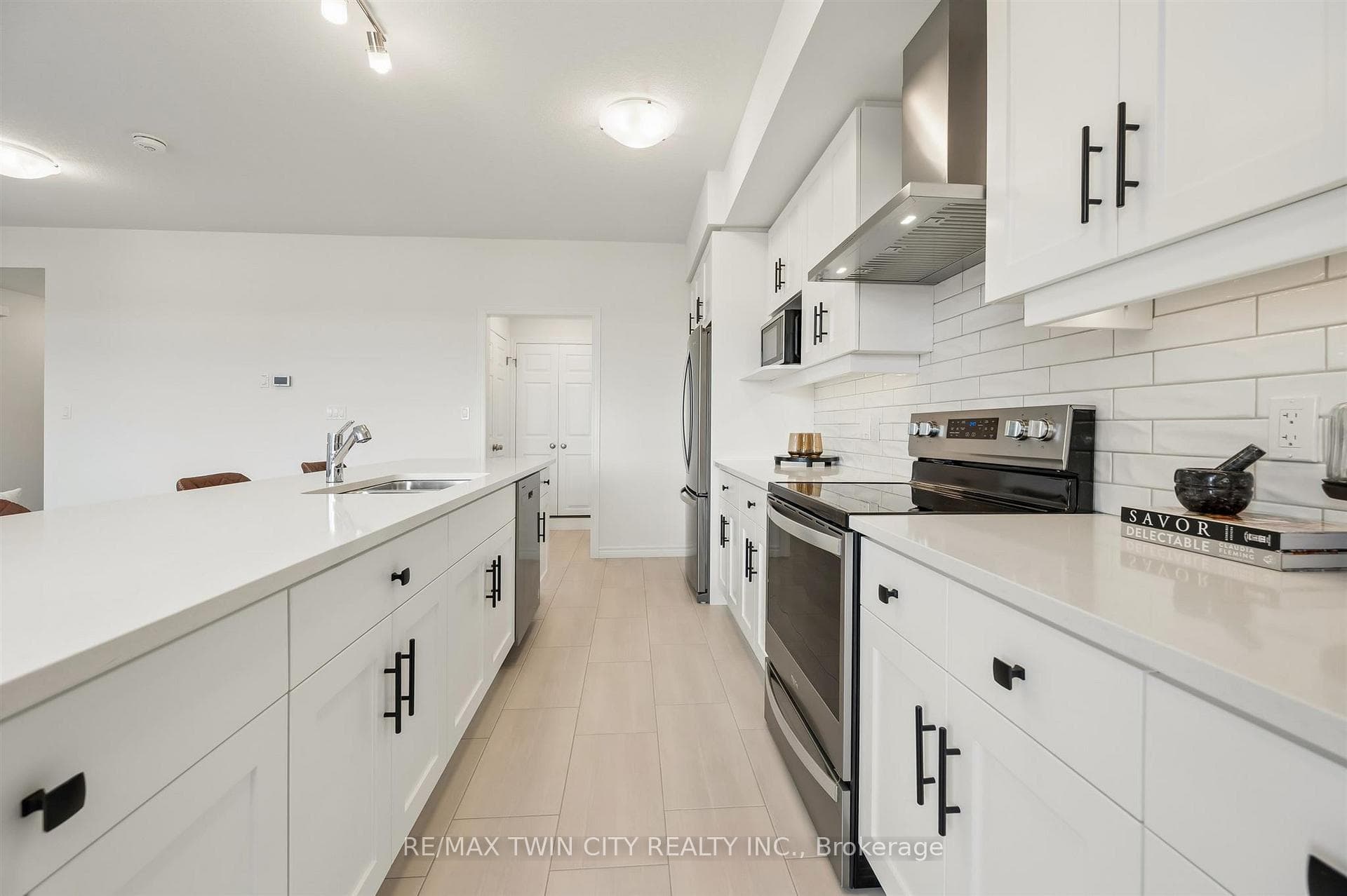 80 Lomond Lane photo 16